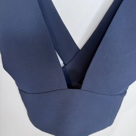 Wilfred (Aritzia) - "Gerland" Black Crop Top - Size 2 - Black - Picture 6 of 11